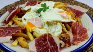 huevos rotos con jamon