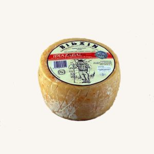 Idiazabal DOP handwerklich hergestellter, natürlich gereifter Schafskäse, Mini-Laib